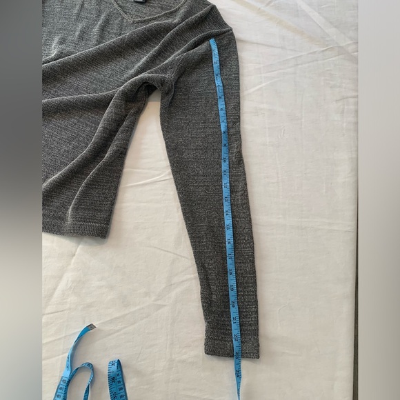 Shimmer silver sweater - Picture 8 of 11